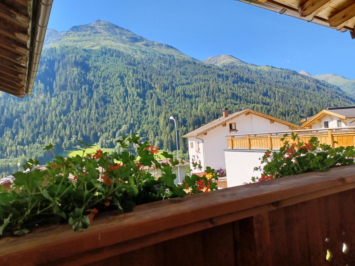 Gsoerhof Apartment Sankt Anton am Arlberg Ruang foto